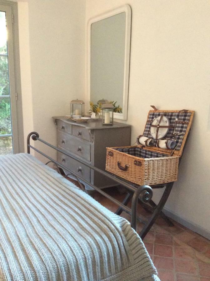 Le Mas Amore Bed and Breakfast Gassin Buitenkant foto