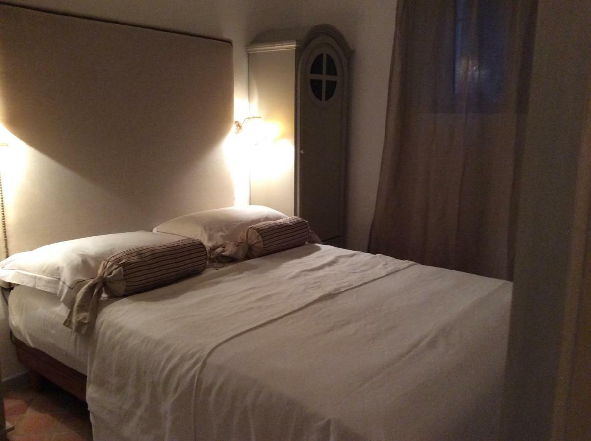Le Mas Amore Bed and Breakfast Gassin Buitenkant foto